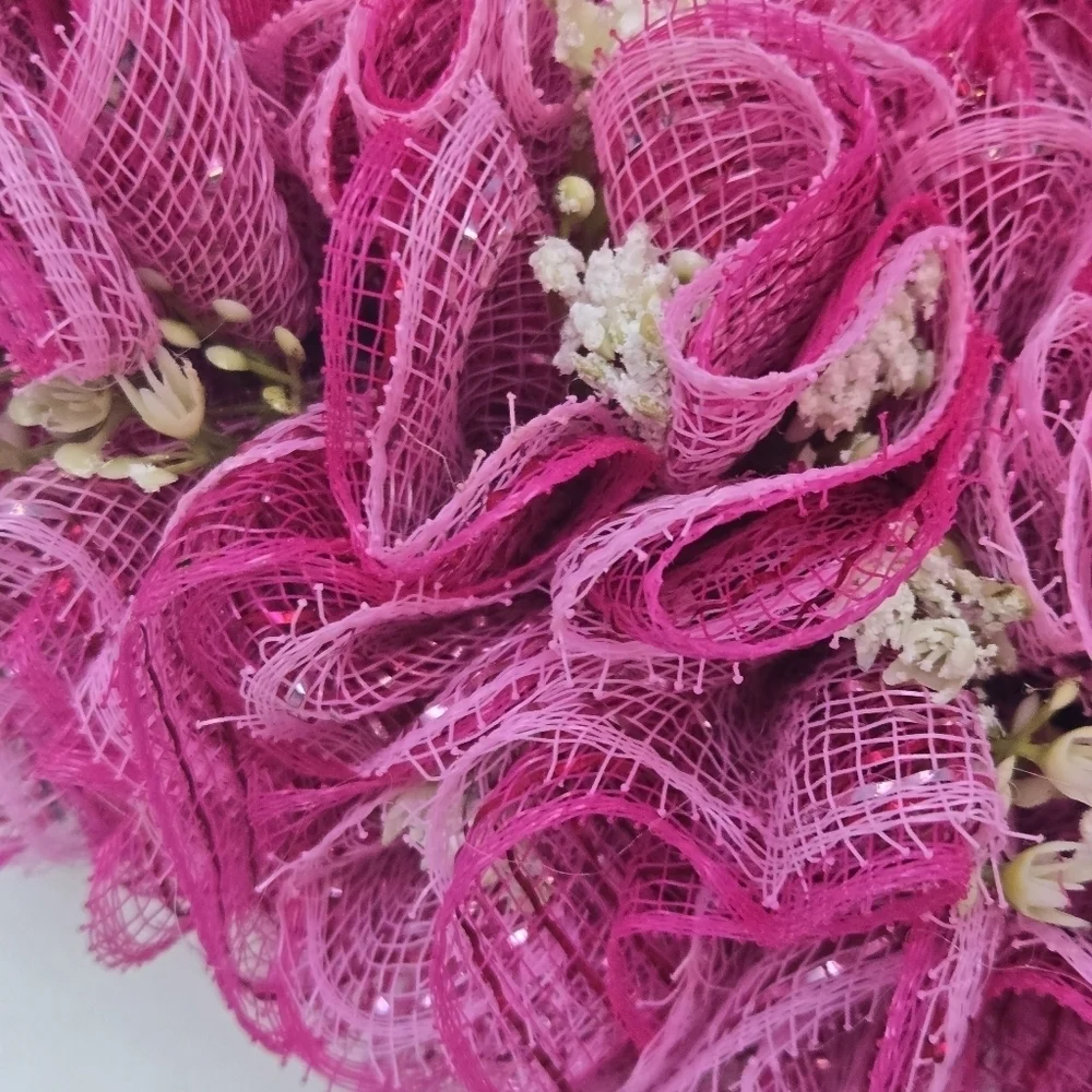 Handmade heart-shaped pink wreath, pink deco mesh Valentine's Day wreath